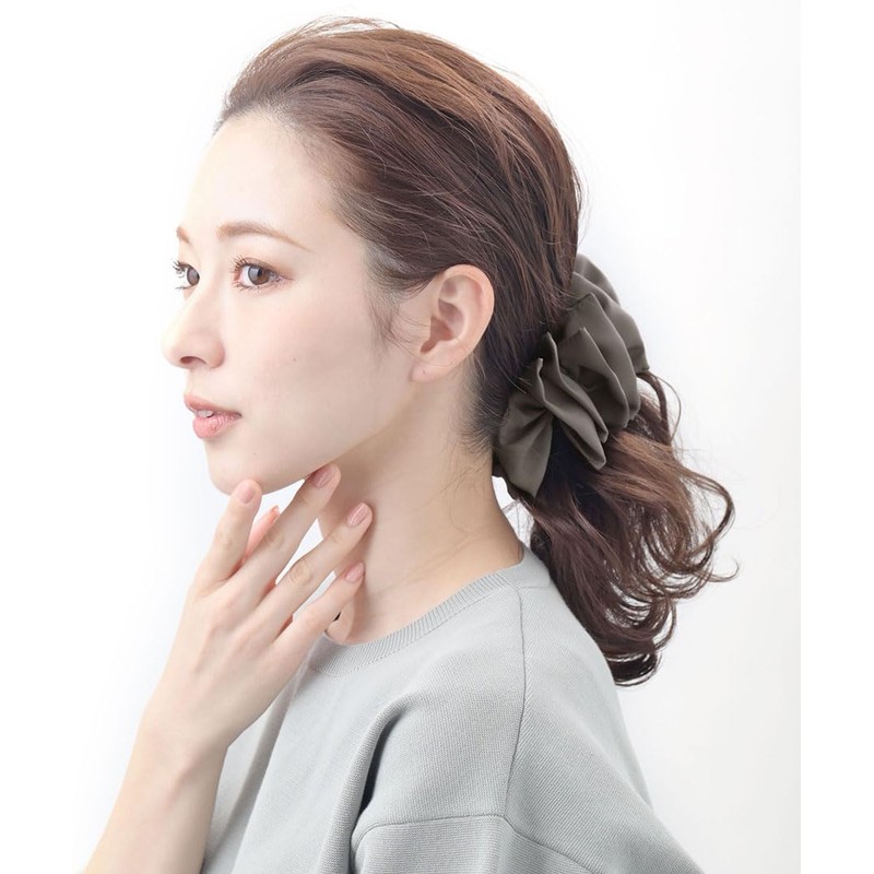VINGTAINE H7134-GY Basic Color Volume Ruffle Banana Clip Office Hair