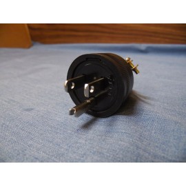 Uchen NEMA 20A 125V Straight Blade Male Replacement Plug Connector Rubber USA SHIP