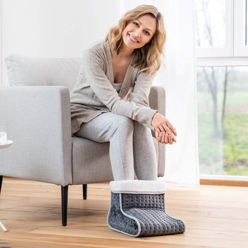 Beurer FW20 Cosy Foot Warmer Suitable for Large Feet, Soft