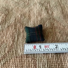 Pat Tyler Artist Made Handcrafted Bed Sofa Chair Pillow Cushion Bolster 664