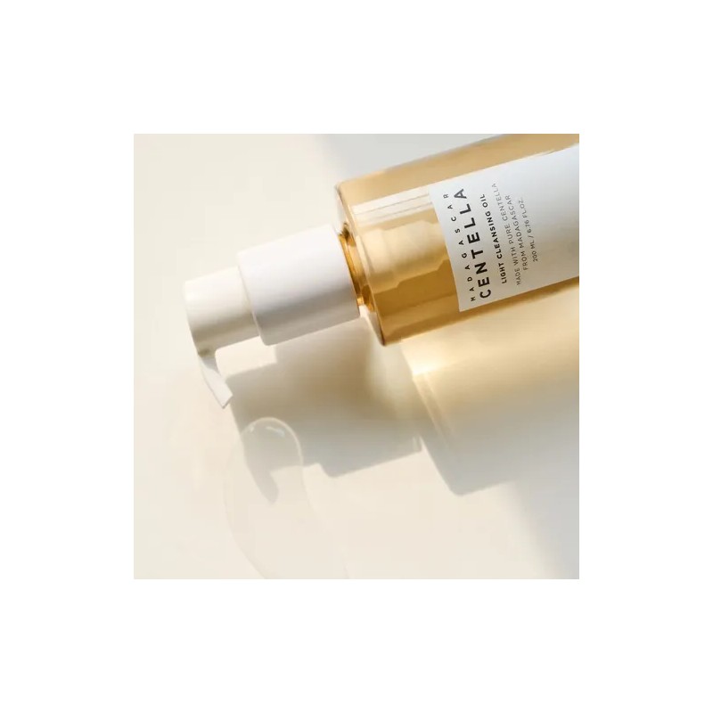 Skin1004 Madagascar Centella Light Cleansing Oil 200ml - Todo Tipo