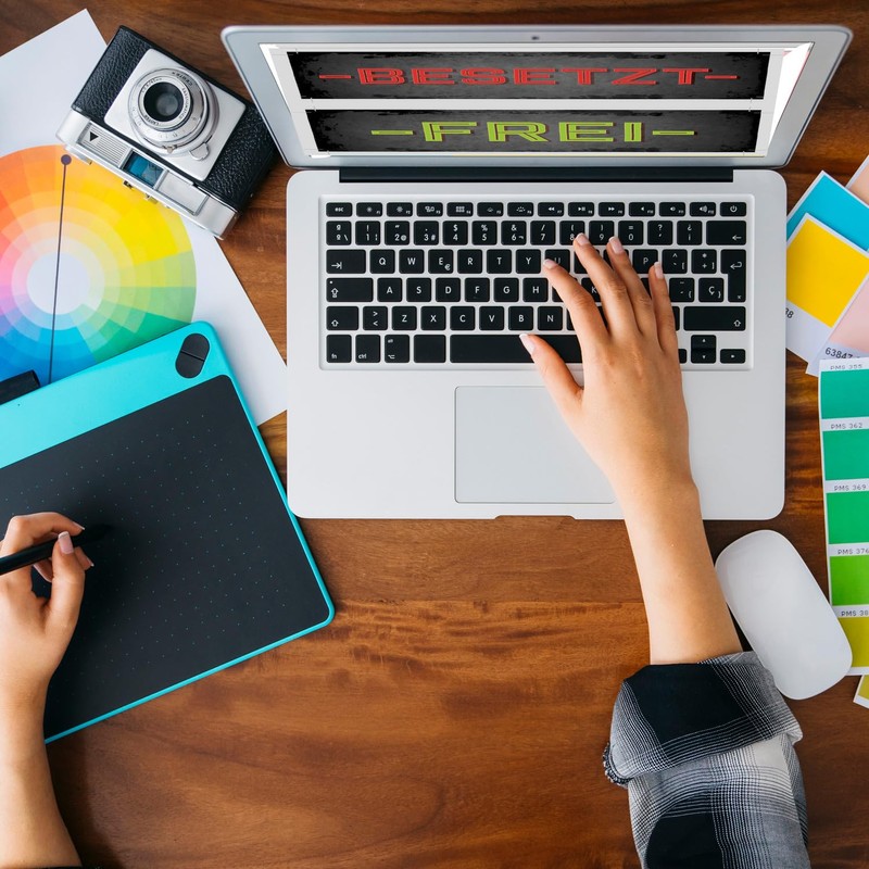 Studded - Free Reversible Sign with Cord