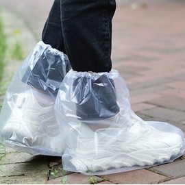 Dusenly 10 Pairs Shoe Covers Boot Covers Plastic Disposable Waterproof Shoes Covers for Men Women Rain Outdoor Indoors Overshoes Covers