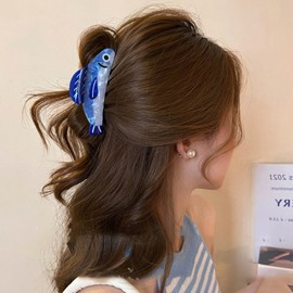 Sardine Hair Claw Clip Summer Ocean Acetate Hair Clips Large Acrylic Blue Fish Hair Jaw Catch Barrettes Strong Hold Nonslip Hair Barrettes Cute Sardine Hair Decoration Accessories for Thick Thin Hair
