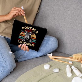 uinwk Cow Gifts, Cow Makeup Bag, Cow Gifts for Cow Lovers, Cow Stuff, Don't Be a Salty Heifer Vintage Makeup Bag, Cow Print Stuff