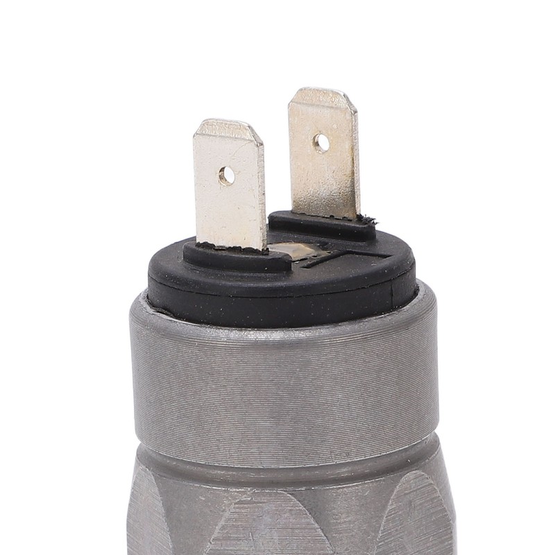 Engine Oil Pressure Sensor 2 Pin Alloy Steel Oil Pressure