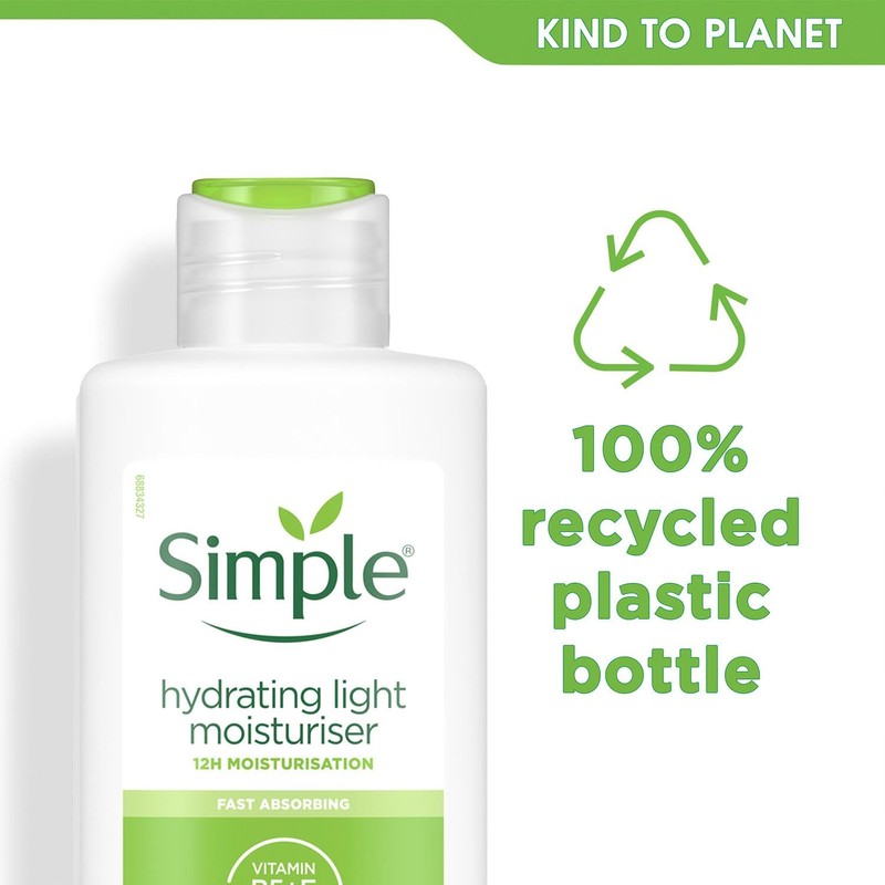 Simple Kind to Skin Hydrating Light Moisturiser, 12h Moisturisation -