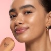 Maquillaje en barra Revlon Glimmer Tinted Moisturizer Stick™ tono 130