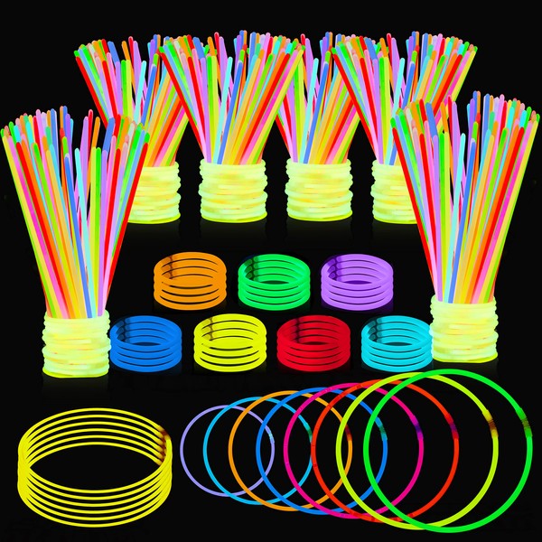 JOYIN Glow Sticks, 100 Pcs Long Glow Necklaces 22 Inches, 200 Pcs 8 Inches Glow Necklaces Bulk with 300 Pcs Connectors, Glow in The Dark Party Supplies, Neon Light Up, Halloween Party Supplies