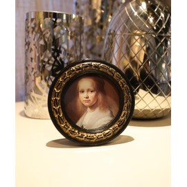 YULINK 3x3 Small Vintage Round Picture Frame, Tiny Antique Ornate Black and Gold Circle Photo Frame, for Tabletop and Wall Display Retro Home Decor, Old Fashioned Photo Gallery Art