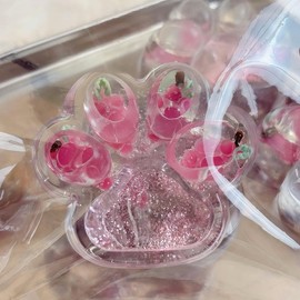 【2025 New】MOBECK 1pcs Fluffy Squishy Cat Paw Squishy Toys, 2.76 inch Big Cute Kawaii fufu Squishies,Sticky Taba Squishy Cat Paw Fur Ball,Super Soft Squishy Stress Relief Funny Fidget Toys Novelty Things Suitable for Adults Kids:_Grape