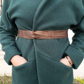 Heather's, Fashion Belt for Women without Buckle, No-Buckle Belt, Waist Strap, Stylish Belly Accessory, Full Grain Leather, Handmade, Bourbon Brown