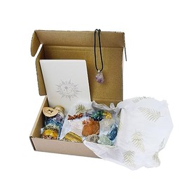 VMDEKK Healing Crystals Set for Beginners,Moonstone Spiritual Crystal 7 Chakra Stones to Protection Gemstones Craft Crushed Crystal Set Necklaces Bracelet Amethyst Crystal Gifts for Family or Friend