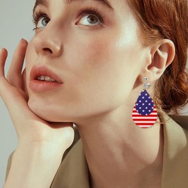 coadipress American Flag Clip On Earrings for Women, Patriotic Teardrop Layered Faux Leather Dangle Earrings, 4th of July Independence Day Jewelry for Non Pierced Ears (Red)