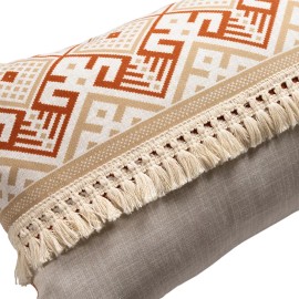 Vianney Cojin Rectangular Uxmal 2 Vistas Con Flecos Vianney Color Beige