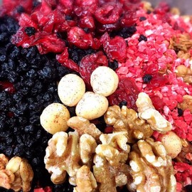 ストロベリーフィールドグラノーラ Strawberry Field Granola 470g