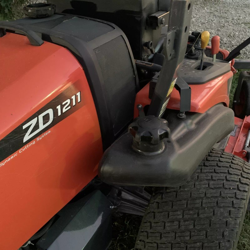 KUBOTA Zero-Turn Mower ZD-1011 ZD-1211-L ZD-1611-L ZD-1021 FUEL CAP Diesel