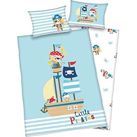 Arle-Living 3-Piece Baby Bed Linen Reversible Design Little Pirates Renforcé 100 x 135 cm + 40 x 60 cm + 1 Fitted Sheet 70 x 140 cm (with Sheet: Blue)