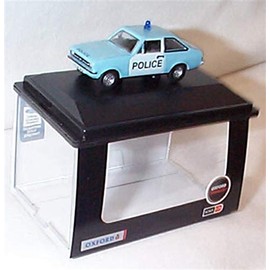 Oxford F0RD ESC0RT MK2 Police Panda vehicle 1:76 scale diecast model