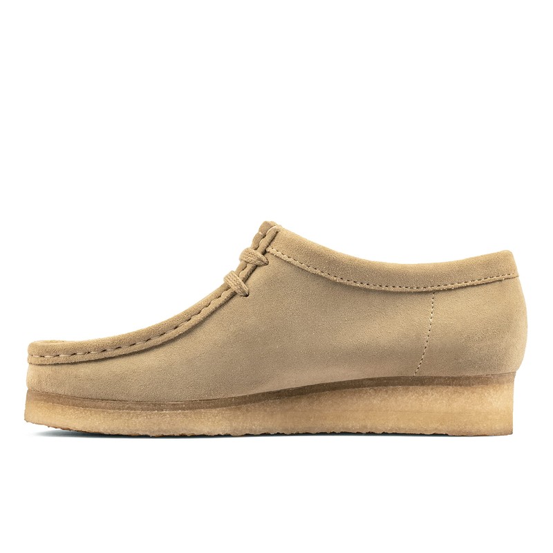 Clarks womens Wallabee. Oxford, Maple Suede, 8.5 US
