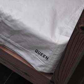 Bed Sheet Size Iron on Labels Decals for Labeling Sheets,Bed Linen Labels Sheets Organizer, Bedding Sheet Size Labels (8pcs Queen)