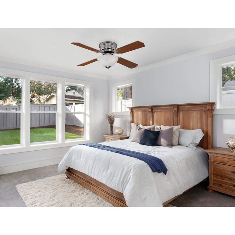 Westinghouse Lighting 7230400 Hadley Indoor Ceiling Fan with Light, 42