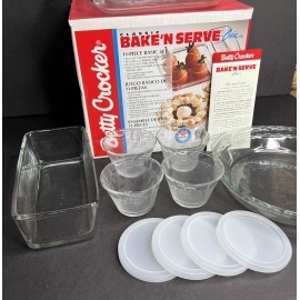 Betty Crocker Vintage 1995 Betty Crocker Classic Bake'N Serve 11-Piece Basic Set NOS In Box!