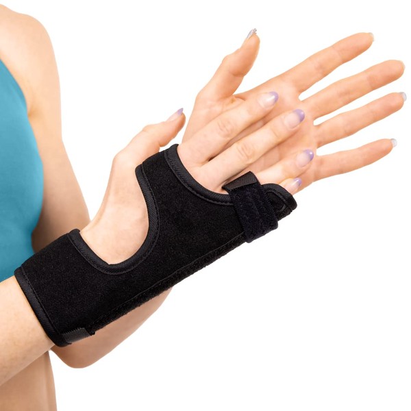 BraceAbility Ulnar Gutter Splint - Hand Support Brace for Metacarpal and Boxer's Fracture Treatment, Broken or Jammed Pinky and Ring Trigger Finger Pain Relief, Right or Left Immobilizer Cast (M)