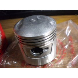 Honda NOS Honda 2nd O/S .50 Piston ATC90 CS90 S90 SL90 CL90 CT90 CM91 13103-028-050