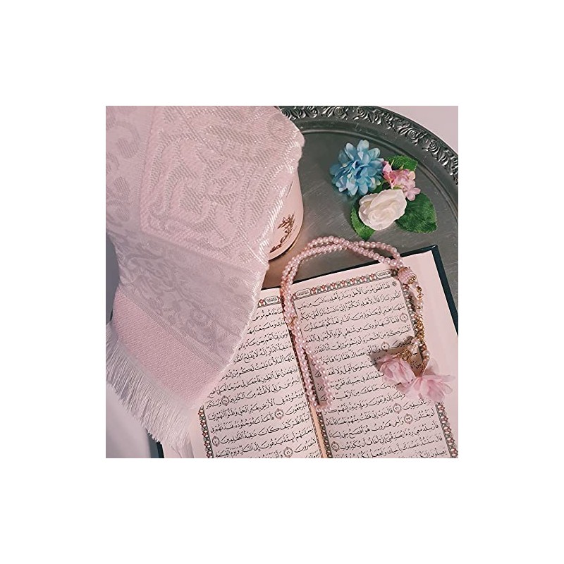 Ilm Verlag Cylinder Gift Box with Prayer Mat and Prayer