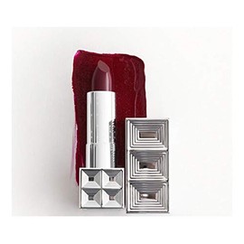 BELLE EN ARGENT Auteur Crème Lip Color in Smoking on Screen