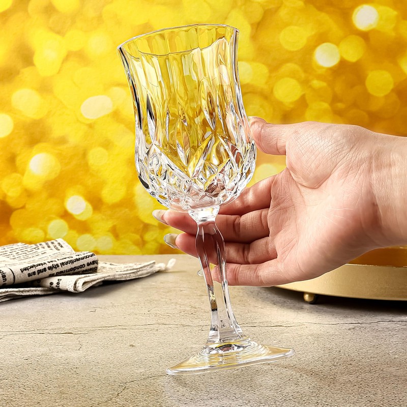 UMEIED 12 Pack 7.2oz Wine Glasses, Small Stemware for Red