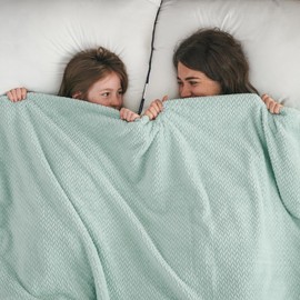 NEWCOSPLAY Super Soft Throw Blanket Mint Premium Silky Flannel Fleece Leaves Pattern Lightweight Bed Blanket All Season Use (Mint, Throw(50"x60"))