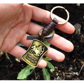 AuPra Sagittarius Sign KeyRing Gift Women & Men Archer Zodiac Symbol KeyChain Home Car Leather Keys Holder Horoscopes Ladies Present