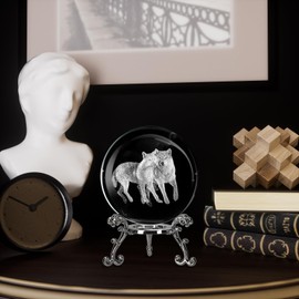 COQIRAUSEN Wolf Crystal Ball, 60mm Glass Ball Fengshui Figurines Decorative Presents with Stand, Paperweight Crystal Display Sculpture Home Decor for Girlfriend Wife Mom Lover