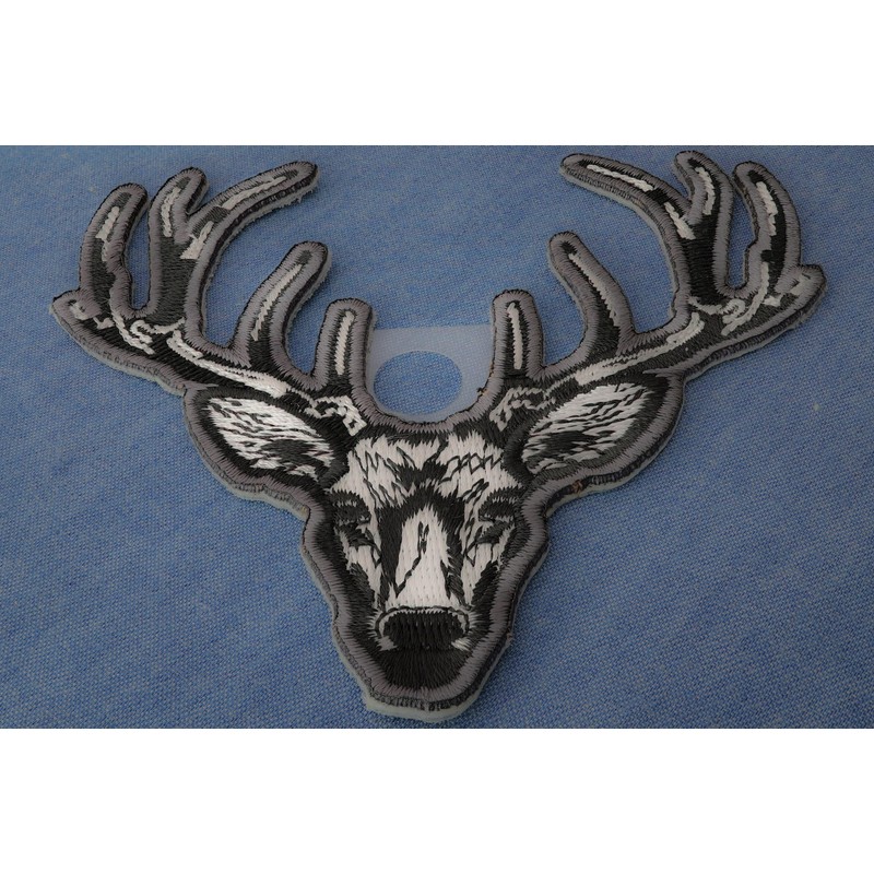 White Deer Head Patch (P7558)