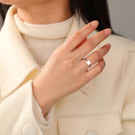 Amaxer Shamrock Rings Four Leaf Clover Ring Irish Charm Ring Good Luck St. Patrick's Day Gift for Women, Stainless Steel, No Gemstone