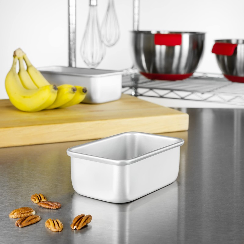 Fat Daddio's BP-5640 Anodized Aluminum Bread Loaf Pan, 5.5 x