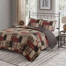 Madison Park Essentials King Quilt Set Patchwork Farmhouse, Diamond Quilting Reversible Coverlet Set for King Size Bed, Plush Cotton Filled Quilt Set King Size, Shams King/Cal King Red/Black 3 Piece