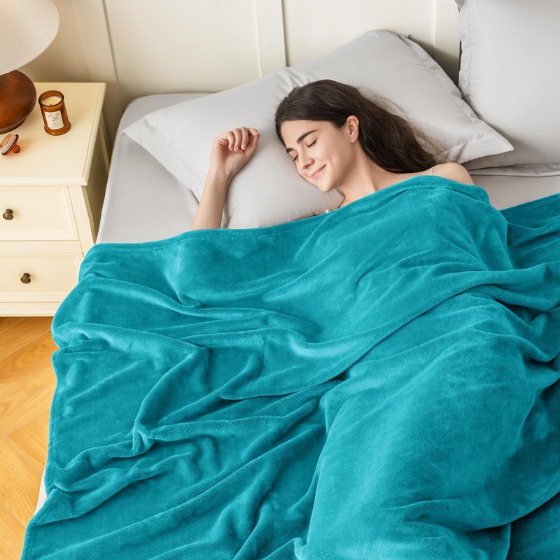 MUXHOMO Fleece Throw Blanket for Couch, Cozy Lightweight Flannel Blanket,