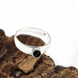 JEWELSTREZORO Cabochon-Schwarzer Onyx Edelstein-für Herren und Damen,Geschenkartikel, 925er-Sterling Silber Band Ring Schmuck TSR366BY_27 (73 (23.2))