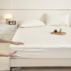 PAJEO Waterproof Mattress Protector King Size, Premium Cotton Mattress Cover 100 GSM, Breathable,Elastic Fitted with Stretchable Pockets (Cream)