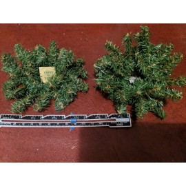 Unbranded Set of 2 Two 3-inch Fir Wreath Holiday  Candle Ring Napkin Ring Doll House Decor