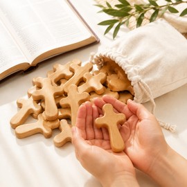 Small Wooden Crosses, 24 Pieces Holding Cross, 2.36in Portable Prayer Cross