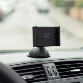 grooveclip DASH Slider | KFZ-Halterung mit Power-Gel-Pad Saugnapf – bombenfest! | Perfekt für Windschutzscheibe oder Armaturenbrett | mit Slider-Technologie Halterung | für Smartphone, Navi, GPS ...