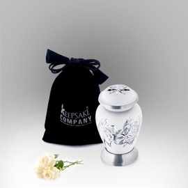 Urna pequeña grabada con rosas blancas mate para cenizas – 3 pulgadas de altura y puede acomodar solo 3 pulgadas cúbicas – con hermosa tapa y base
