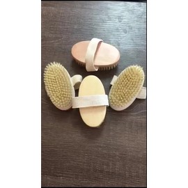 Cepillo Exfoliante Cuerpo Cerdas Naturales Universo en Línea Circulación                                                                              