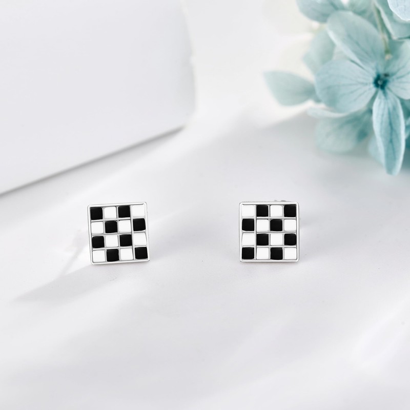 URONE Checkered Earrings 925 Sterling Silver Black and White Checkered