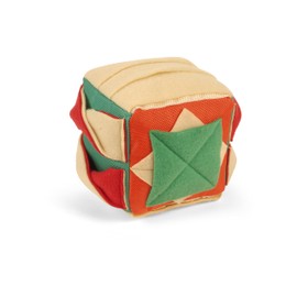 Smart Garden Christmas Treat and Seek Snuffle Ball - Treat Hiding Toy, Sensory, Play, Learning - Christmas Dog Toy - Perfect Present for Dogs, Festive Dog Gift