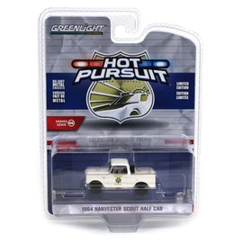 Truck 1/64 1964 Harvester Scout Half Cab California Highway Patrol Hot Pursuit 43040-B